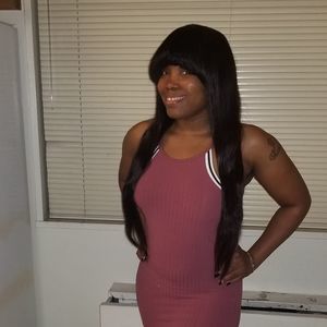 Meet your Posher, Embeth